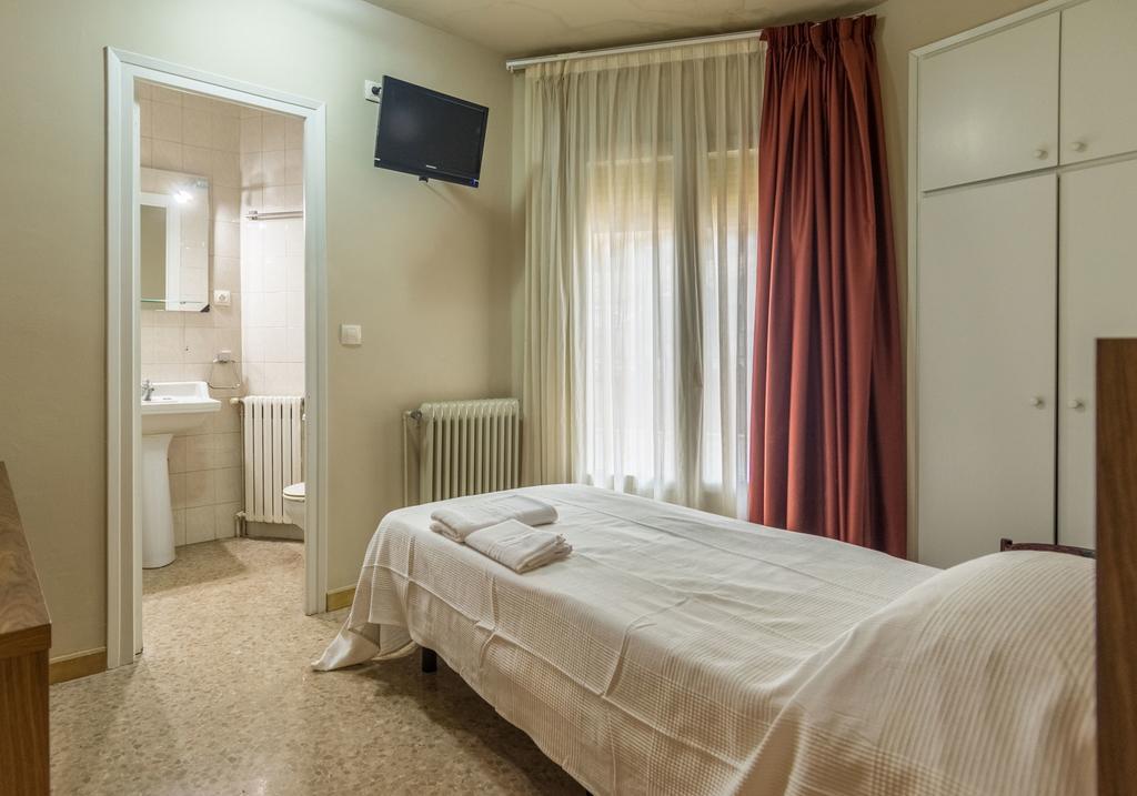 Hostal Sant Miquel Balaguer Buitenkant foto